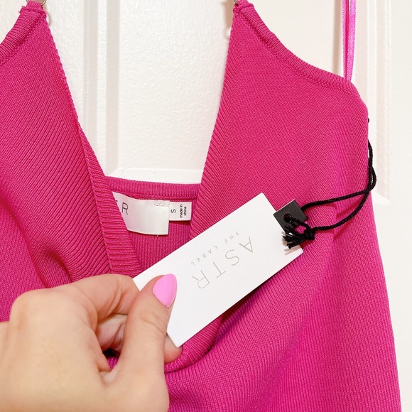 ASTR the Label Halter Mini Dress - Picture 10 of 10